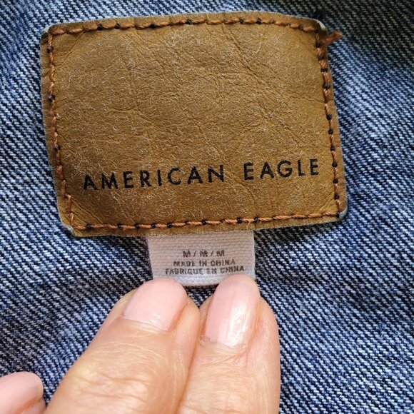 American Eagle Outfitters Deep Blue Wash Jean Jacket 100% Soft Cotton Size M - Picture 7 of 15